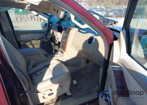 2007 Ford Explorer Eddie Bauer z USA, uszkodzony, nr VIN 1FMEU74857UB78973